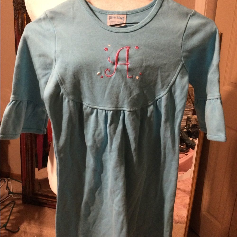 Little girls Patsy Aiken light blue monogrammed with an A. Looks new. Size 4t